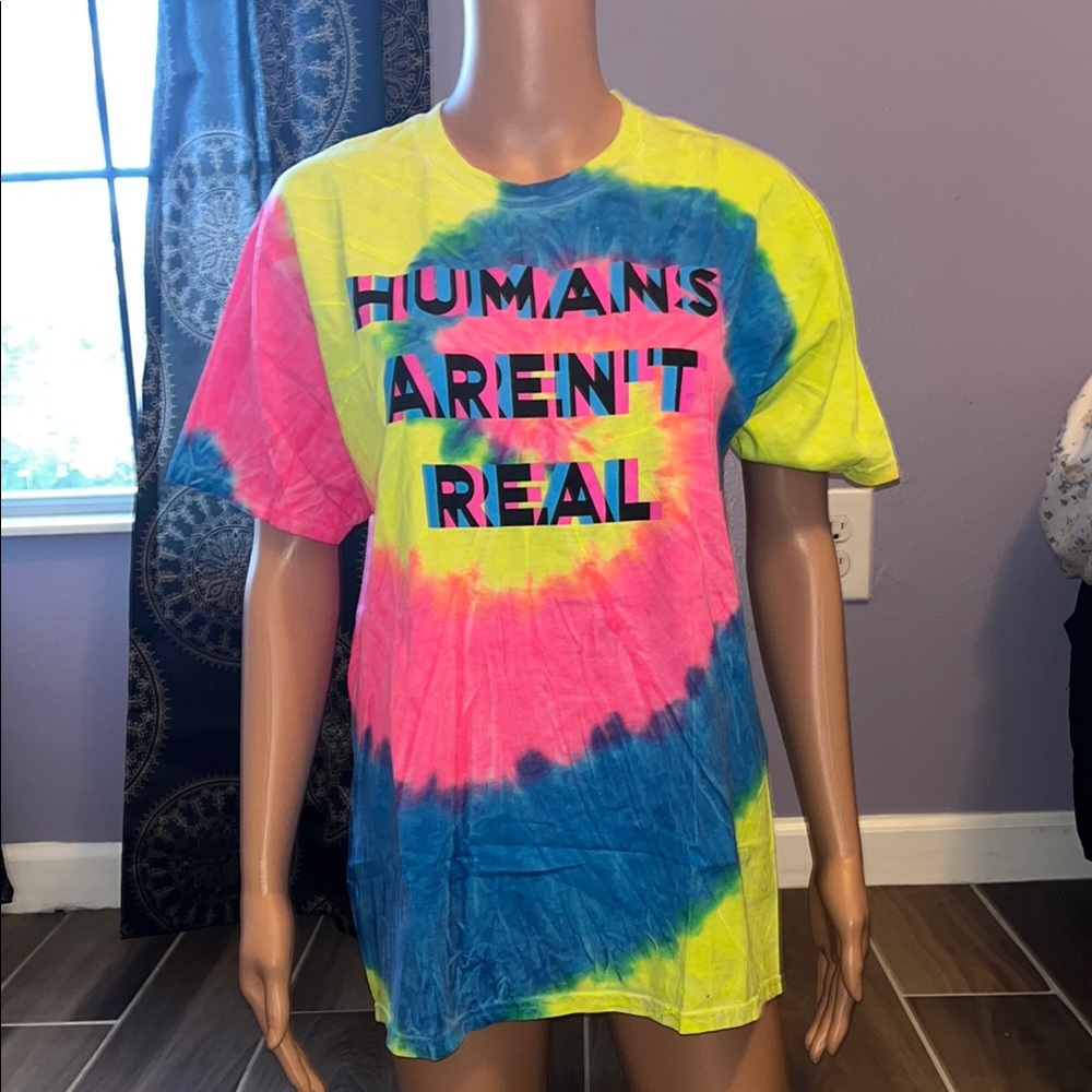 iHeartRaves Tie-Dye 'Humans Aren't Real' Tee